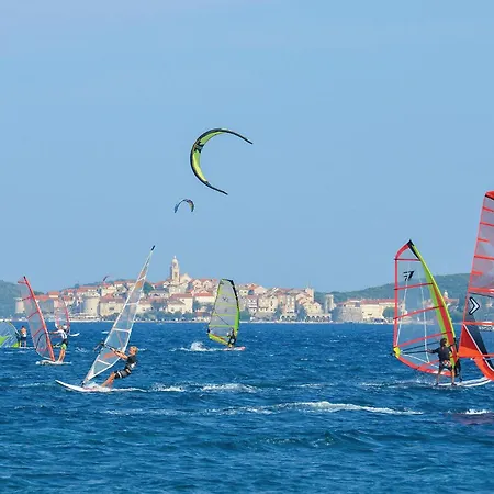 דירה 2 Bedroom Beautiful In *